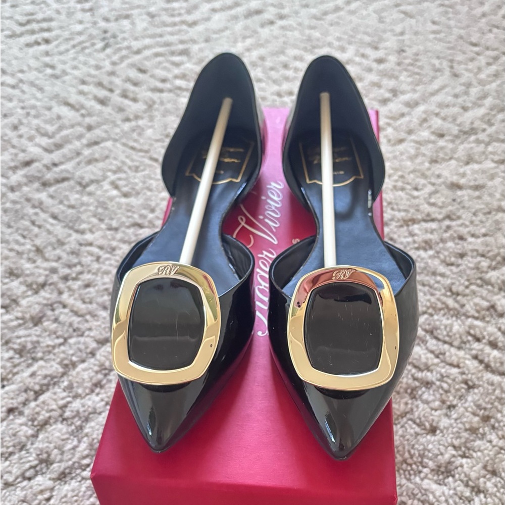 Roger vivier choc sexy dorsay Black patent Flats with Gold Buckle